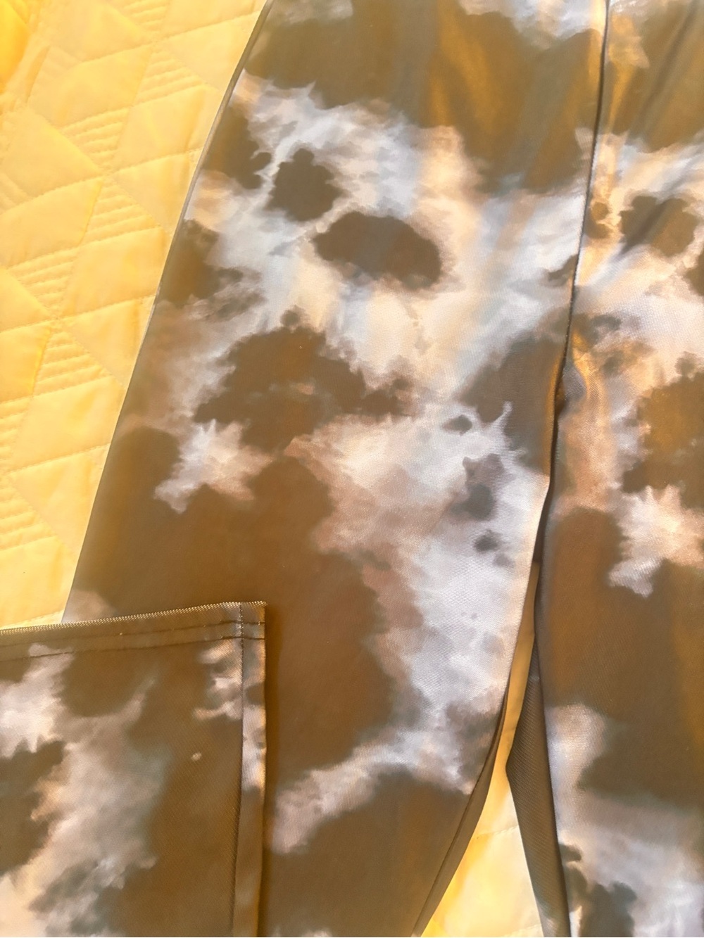 Topshop Petite Tie Dye Flare Yoga Pants US 6 Black Gray Foldover Y2K - Picture 4 of 9